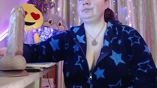 amorelara online show from 17, 4, 2026