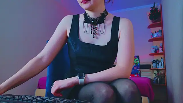 Miss Arwen online show from 8, 1, 2025