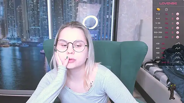 miray kuriyama123 online show from 19, 12, 2024