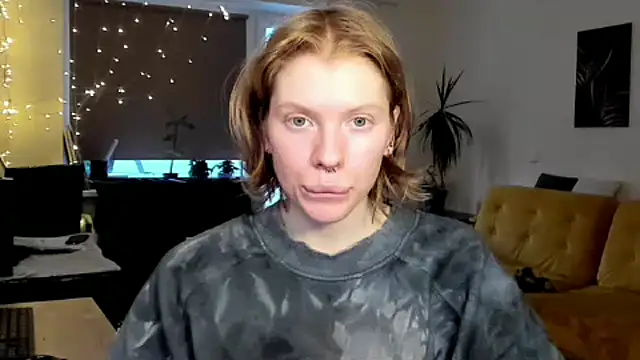 Snapshot of StellaDavis chatting on 14, 2, 2025 StellaDavis online show from 14, 2, 2025