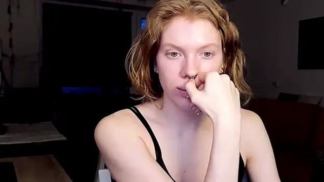 Snapshot of StellaDavis chatting on 21, 2, 2025 StellaDavis online show from 21, 2, 2025