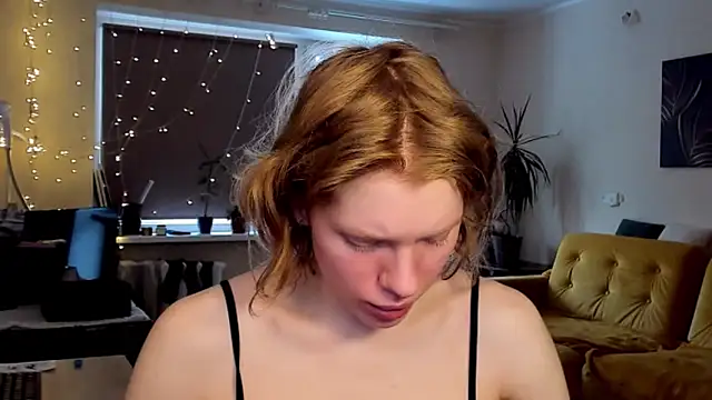 Snapshot of StellaDavis chatting on 27, 2, 2025 StellaDavis online show from 27, 2, 2025