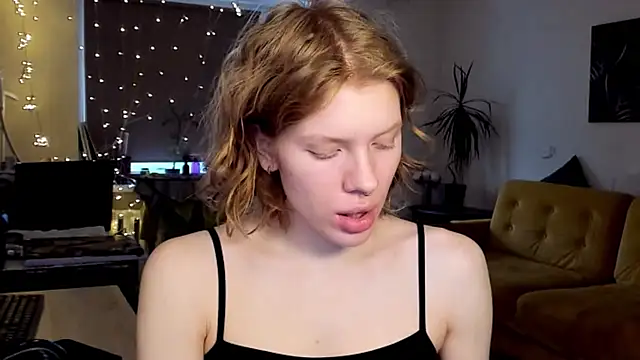 Snapshot of StellaDavis chatting on 19, 3, 2025 StellaDavis online show from 19, 3, 2025