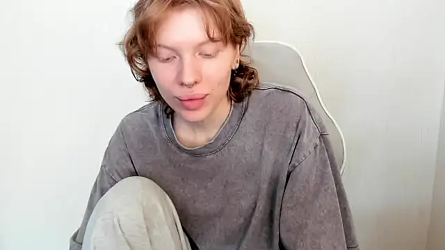 StellaDavis online show from 7, 3, 2026