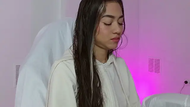 hantonella  online show from 20, 12, 2025