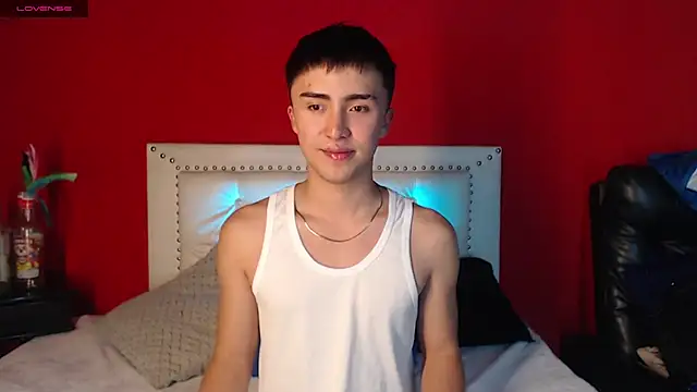 santi-fabulous online show from 30, 12, 2024