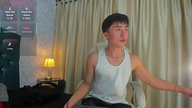 santi-fabulous online show from 30, 9, 2025