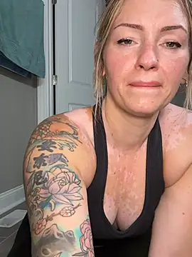 MaggieMayI89 online show from 13, 7, 2026