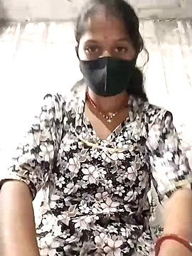 Snapshot of Anushka_Ji chatting on 2, 11, 2025 Anushka Ji online show from 2, 11, 2025