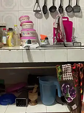 Snapshot of Tamara_Lubezkii chatting on 25, 1, 2025 Tamara Lubezkii online show from 25, 1, 2025