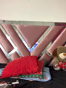 Snapshot of Tamara_Lubezkii chatting on 26, 1, 2025 Tamara Lubezkii online show from 26, 1, 2025