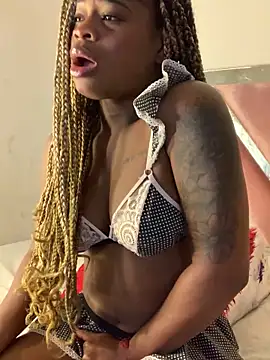 Snapshot of Tamara_Lubezkii chatting on 7, 2, 2025 Tamara Lubezkii online show from 7, 2, 2025