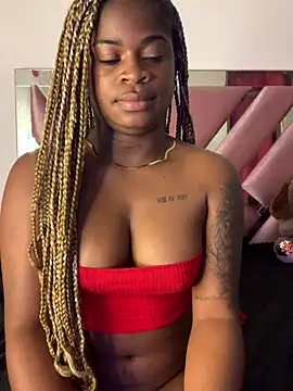 Snapshot of Tamara_Lubezkii chatting on 9, 2, 2025 Tamara Lubezkii online show from 9, 2, 2025