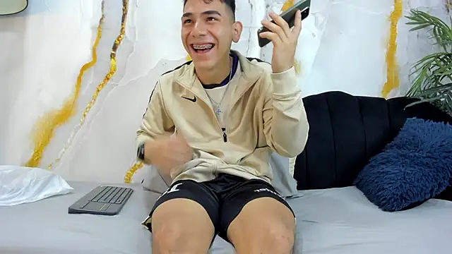 andrew rose  online show from 7, 10, 2025