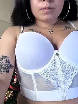 Snapshot of Lina23_ chatting on 29, 11, 2025 Lina23 online show from 29, 11, 2025