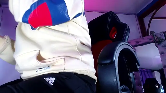 Snapshot of Lina23_ chatting on 8, 1, 2026 Lina23 online show from 8, 1, 2026