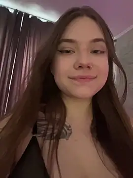 Vikki toriya online show from 6, 3, 2025