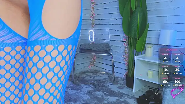 Snapshot of Milana_Sapphire chatting on 20, 2, 2025 Milana Sapphire online show from 20, 2, 2025