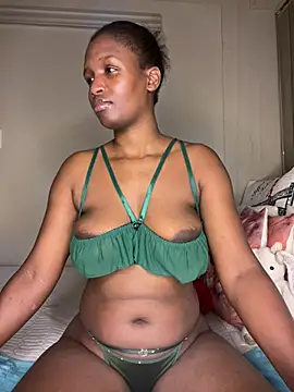Snapshot of Kinkyy_ chatting on 2, 2, 2025 Kinkyy online show from 2, 2, 2025