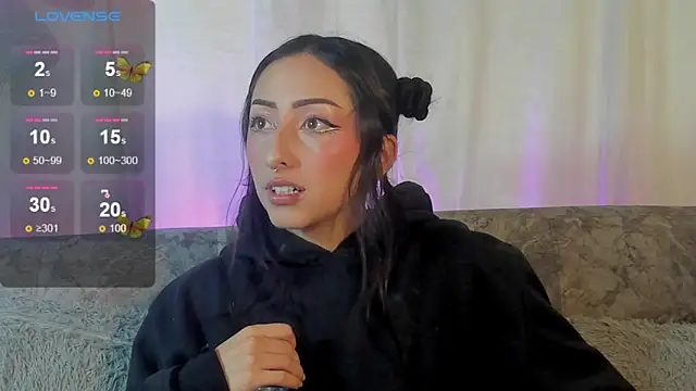 Snapshot of v1cky_ chatting on 20, 2, 2025 v1cky online show from 20, 2, 2025