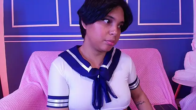 Emmapark  online show from 28, 10, 2025