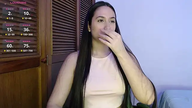 Snapshot of sofiaduque_26 chatting on 10, 11, 2025 sofiaduque 26 online show from 10, 11, 2025