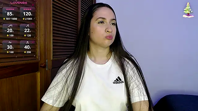 Snapshot of sofiaduque_26 chatting on 20, 11, 2025 sofiaduque 26 online show from 20, 11, 2025