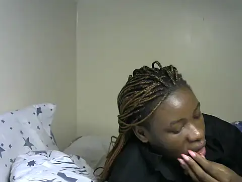 Snapshot of Novah_ chatting on 19, 9, 2025 Novah online show from 19, 9, 2025