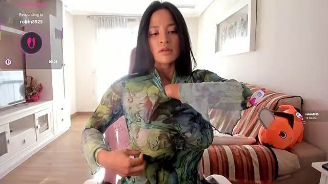 Snapshot of bella_apont chatting on 20, 11, 2025 bella apont online show from 20, 11, 2025