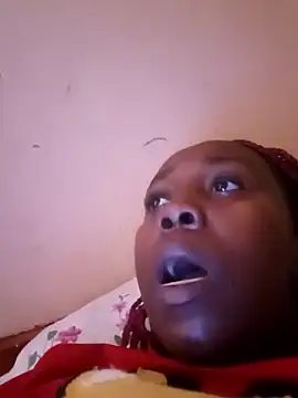 Snapshot of Swit_virgin22 chatting on 12, 11, 2025 Swit virgin22 online show from 12, 11, 2025