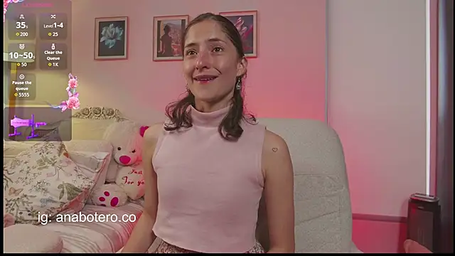 KittyAna online show from 4, 12, 2025