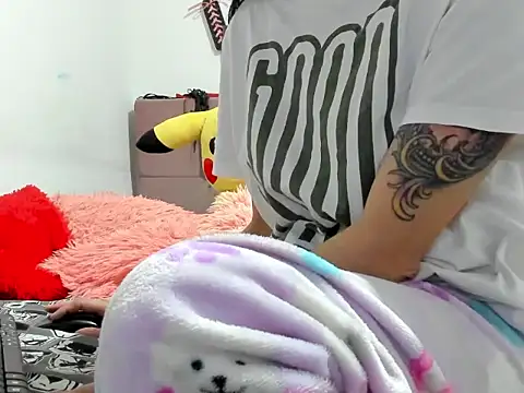 Snapshot of Sexualadiccion_ chatting on 15, 9, 2025 Sexualadiccion online show from 15, 9, 2025