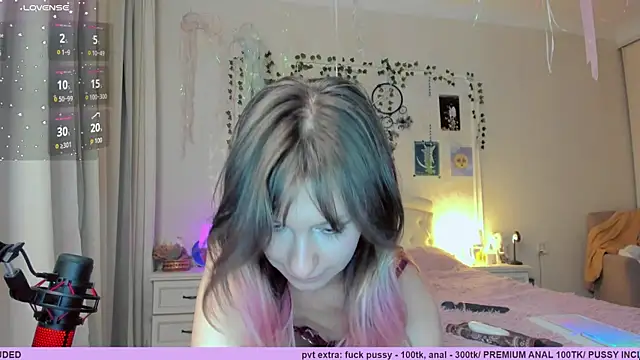 Snapshot of Neko_kitsune1 chatting on 22, 12, 2025 Neko kitsune1 online show from 22, 12, 2025