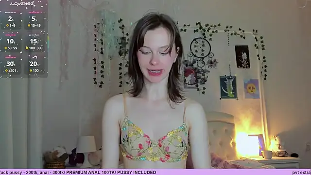 Neko kitsune1 online show from 16, 4, 2026