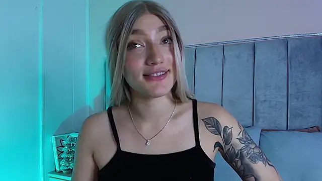 Giaa Ross online show from 10, 1, 2025