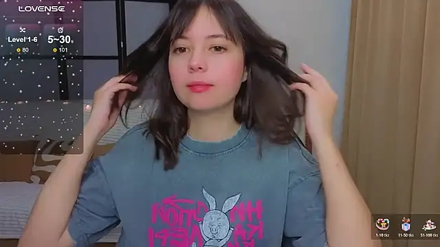 Snapshot of Lina_Brownie chatting on 15, 12, 2025 Lina Brownie online show from 15, 12, 2025