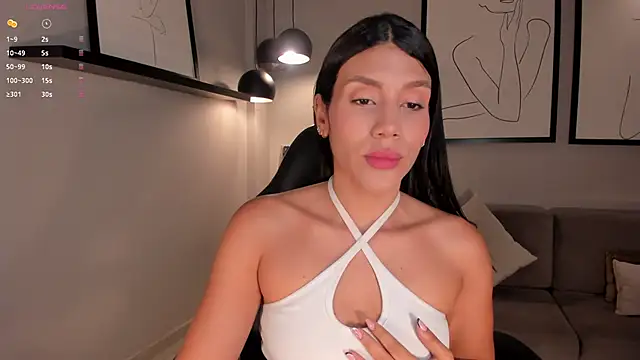 CharlotteCox  online show from 21, 1, 2025