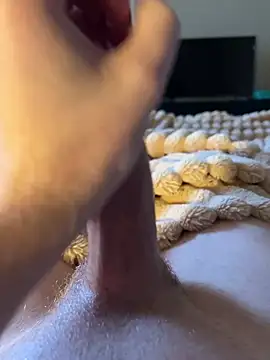 Snapshot of 40Cakes chatting on 16, 12, 2024 40Cakes online show from 16, 12, 2024