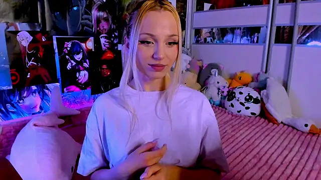 Snapshot of Cute__Pony chatting on 2, 12, 2024 Cute  Pony online show from 2, 12, 2024