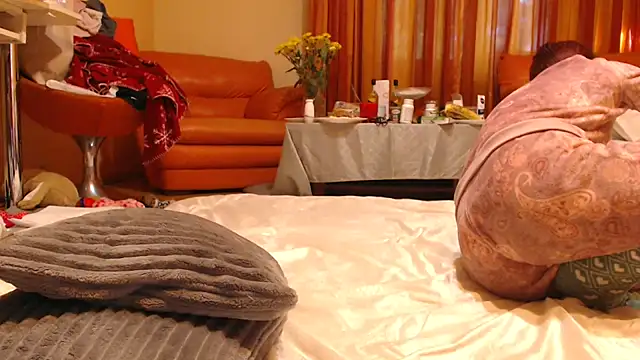 LovelyAndraGirl online show from 27, 9, 2025