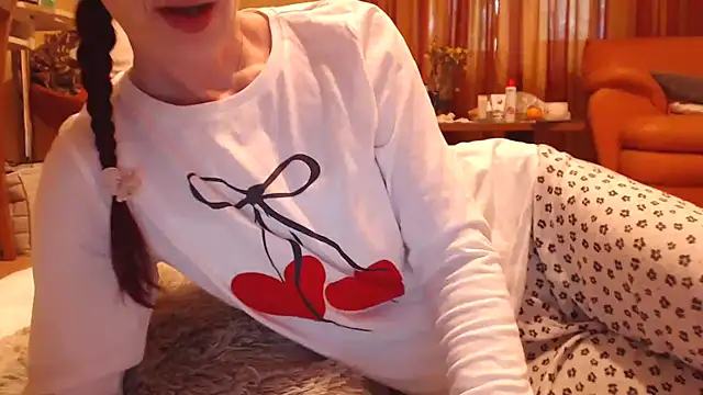 LovelyAndraGirl online show from 12, 6, 2026