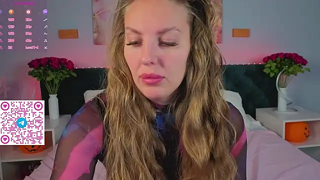 Snapshot of Kelly_Hardy chatting on 9, 11, 2025 Kelly Hardy online show from 9, 11, 2025