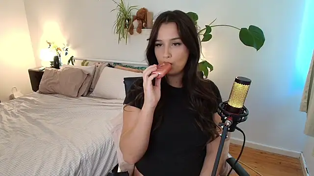 Lenas Room online show from 23, 3, 2026