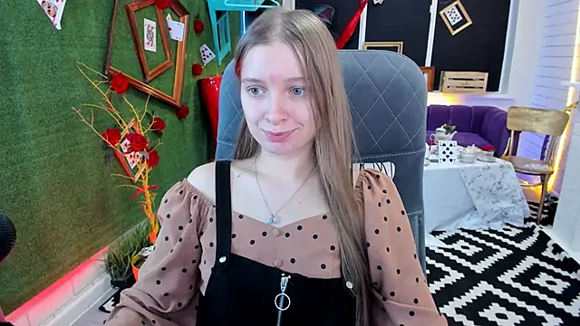 Snapshot of MayaSinabon chatting on 7, 12, 2024 MayaSinabon online show from 7, 12, 2024