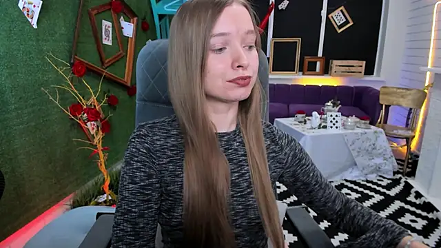 Snapshot of MayaSinabon chatting on 10, 12, 2024 MayaSinabon online show from 10, 12, 2024