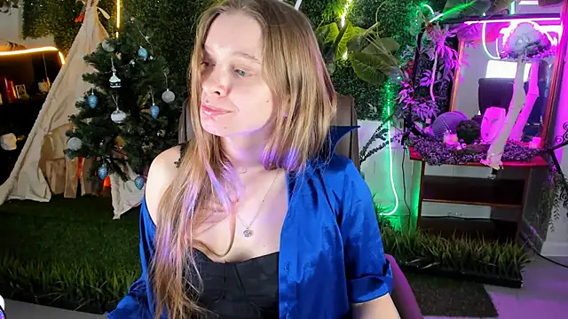 Snapshot of MayaSinabon chatting on 17, 12, 2024 MayaSinabon online show from 17, 12, 2024