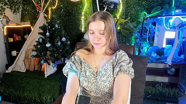 Snapshot of MayaSinabon chatting on 18, 12, 2024 MayaSinabon online show from 18, 12, 2024