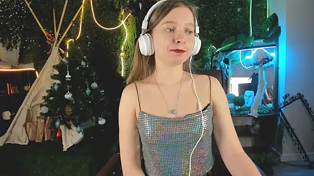 Snapshot of MayaSinabon chatting on 24, 12, 2024 MayaSinabon online show from 24, 12, 2024