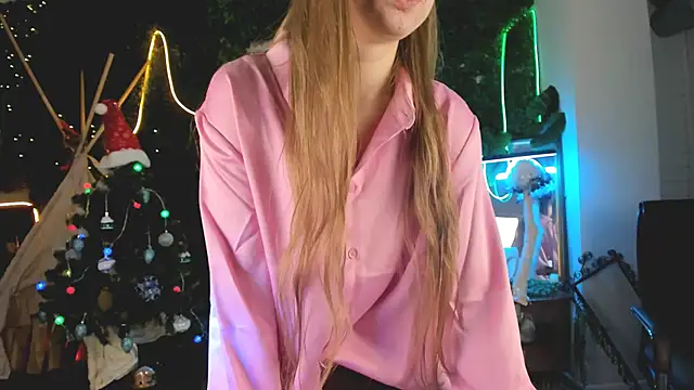 Snapshot of MayaSinabon chatting on 25, 12, 2024 MayaSinabon online show from 25, 12, 2024