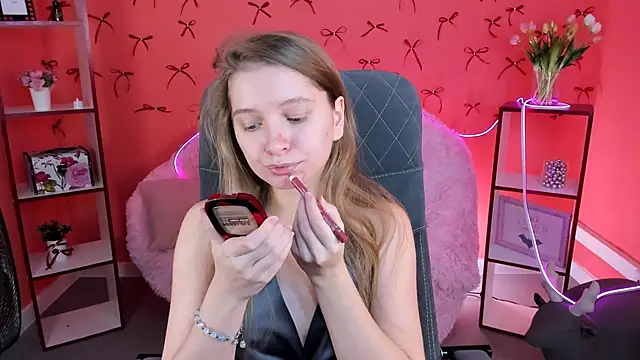 Snapshot of MayaSinabon chatting on 15, 1, 2025 MayaSinabon online show from 15, 1, 2025
